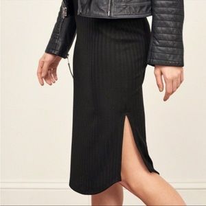 Abercrombie & Fitch Ribbed Midi Black Skirt